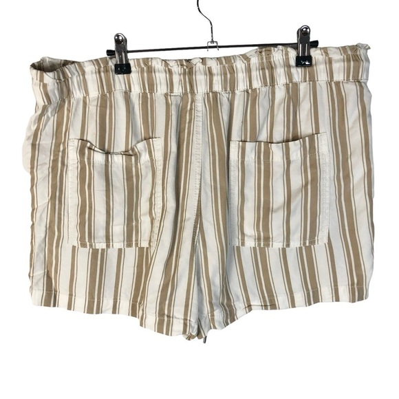 Ann Taylor LOFT White & Tan Stripe Paperbag High Rise Shorts XL - Picture 2 of 4